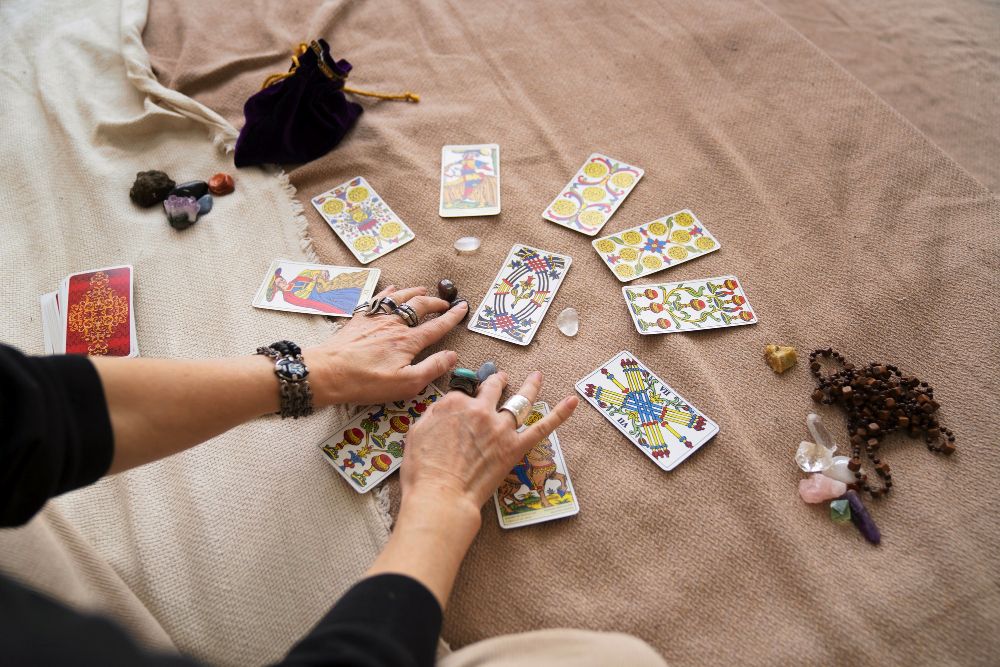 Tirage tarot de Marseille — consultation voyance amoureuse par Aphrodite